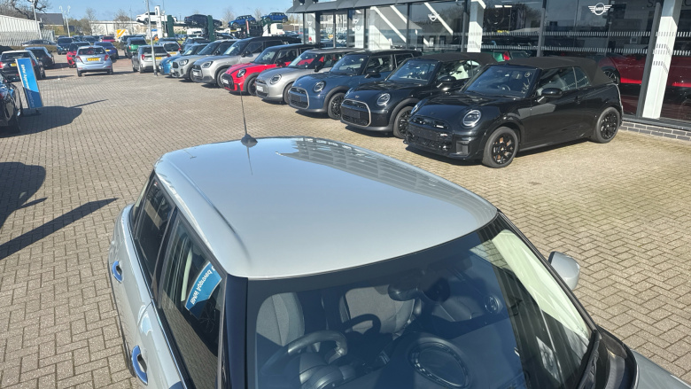 MINI Hatchback 1.5 One Classic 5dr Petrol Hatchback